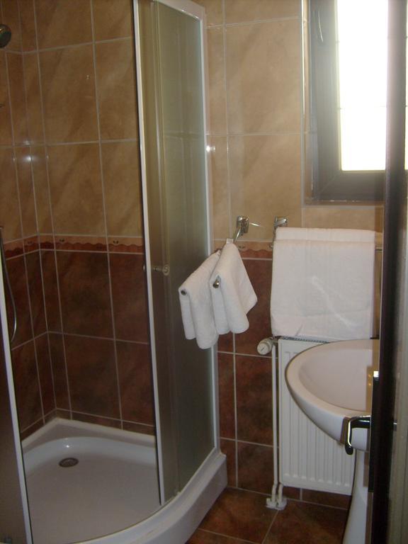 Pensiunea Speranta Hotel Sovata Phòng bức ảnh